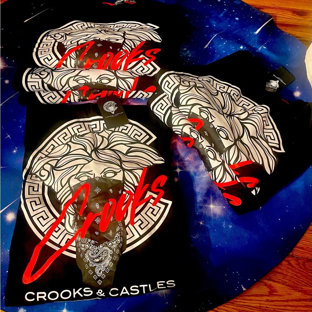 Crooks & Castles Black crew with Red Graphic designs